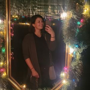 Meet your Posher, Becca